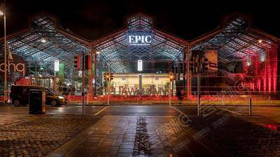 EPIC The Irish Emigration Museum - The chq Building场地环境基础图库